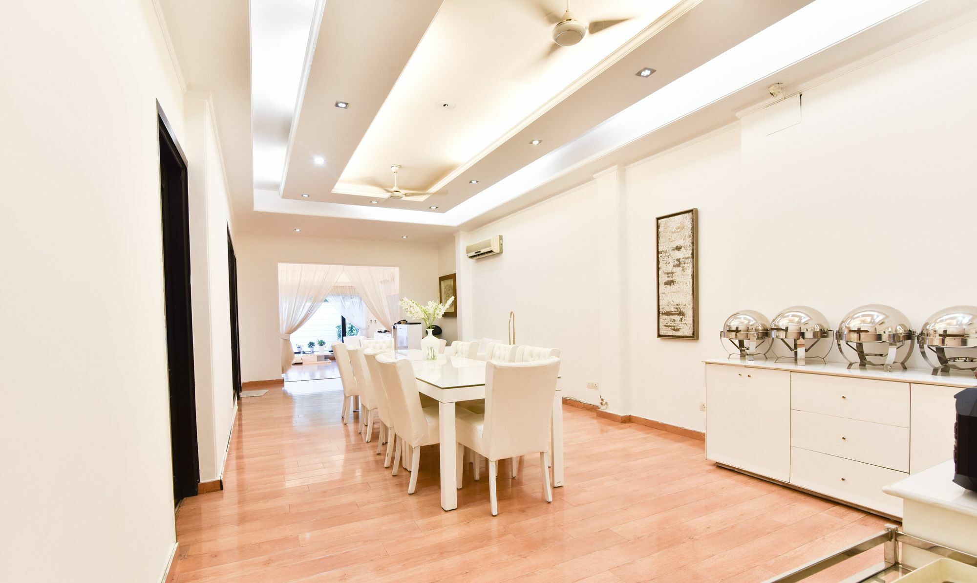 Treebo Trend The G8 Sector 39 Hotel Noida Buitenkant foto